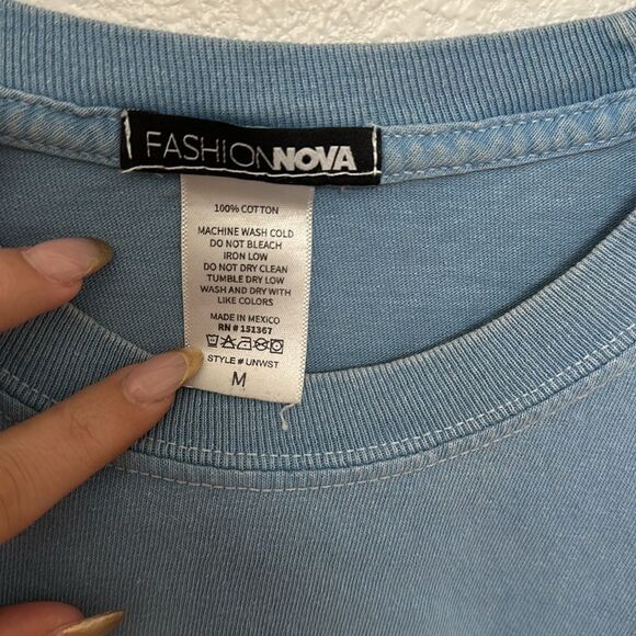 St Tropez Women’s Cropped Tee - Picture 3 of 4